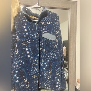Patagonia Pullover!